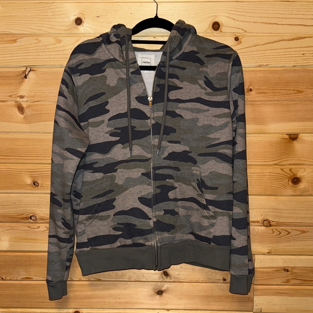 Camouflage Zip-Up Hoodie